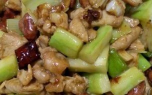 欧洲宫保鸡丁指什么(宫保鸡丁的宫保指什么) 宫保鸡丁的宫保指的是